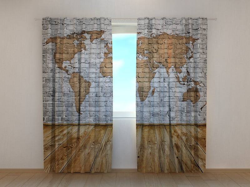 Foto Tende Mappa Disegnata sul Muro acquistare Foto Tende Mappa Disegnata sul Muro — Foto