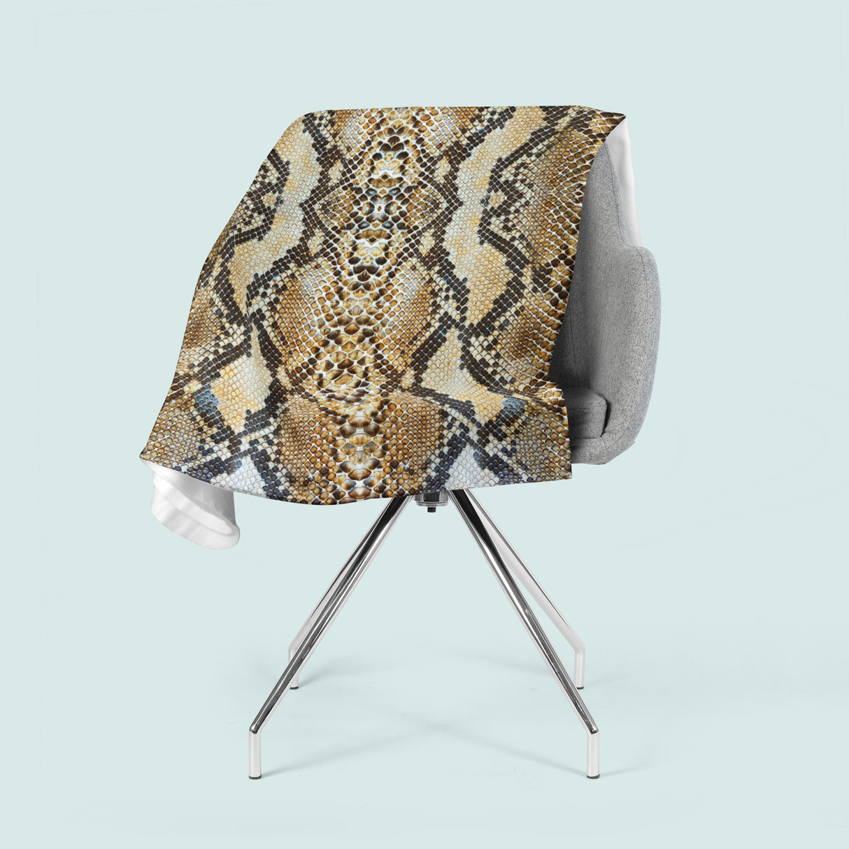 Coperta in Flanella Pelle di Serpente Marrone acquistare Coperta in Flanella Pelle di Serpente Marrone — Foto