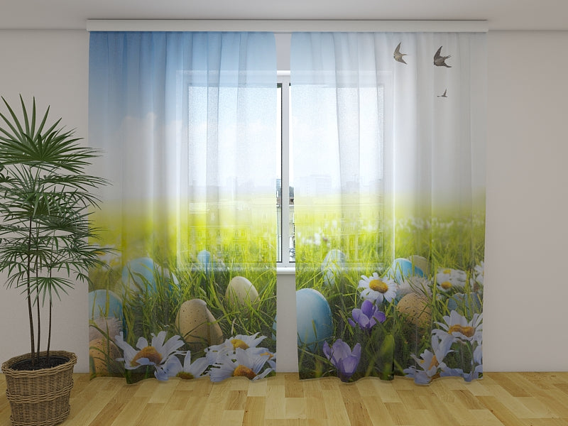 Foto Tende Uova di Pasqua sul Campo di Fiori acquistare Foto Tende Uova di Pasqua sul Campo di Fiori — Foto