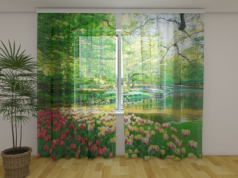 Foto Tende Parco di Primavera dei Paesi Bassi acquistare Foto Tende Parco di Primavera dei Paesi Bassi — Foto