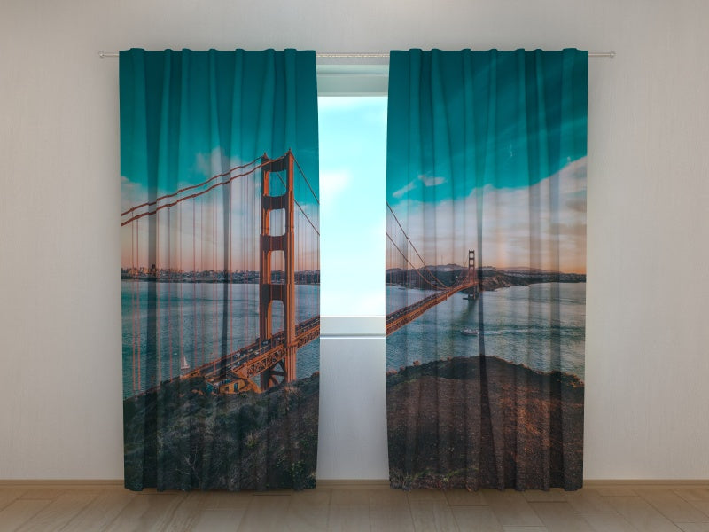 Foto Tende Golden Gate Bridge all'Alba acquistare Foto Tende Golden Gate Bridge all'Alba — Foto