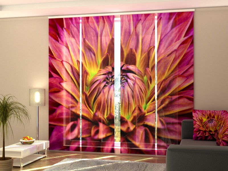 Set di 4 Tende a Pannello Delicato Fiore Dalia acquistare Set di 4 Tende a Pannello Delicato Fiore Dalia — Foto