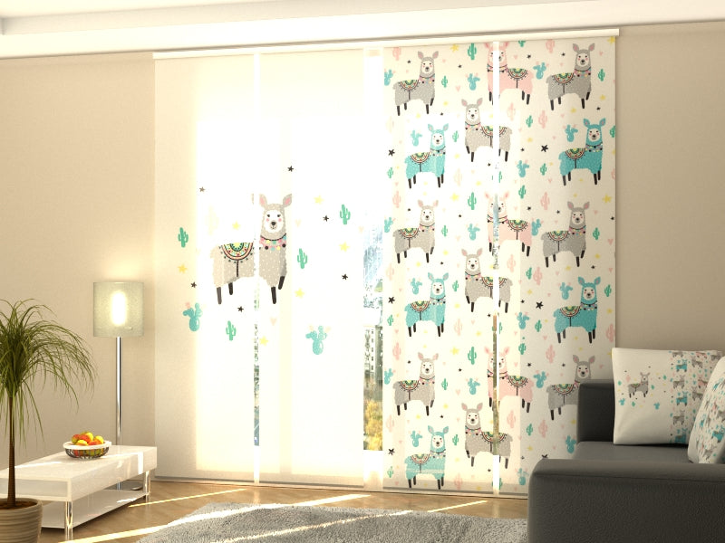 Set di 4 Tende a Pannello Felice Lama acquistare Set di 4 Tende a Pannello Felice Lama — Foto