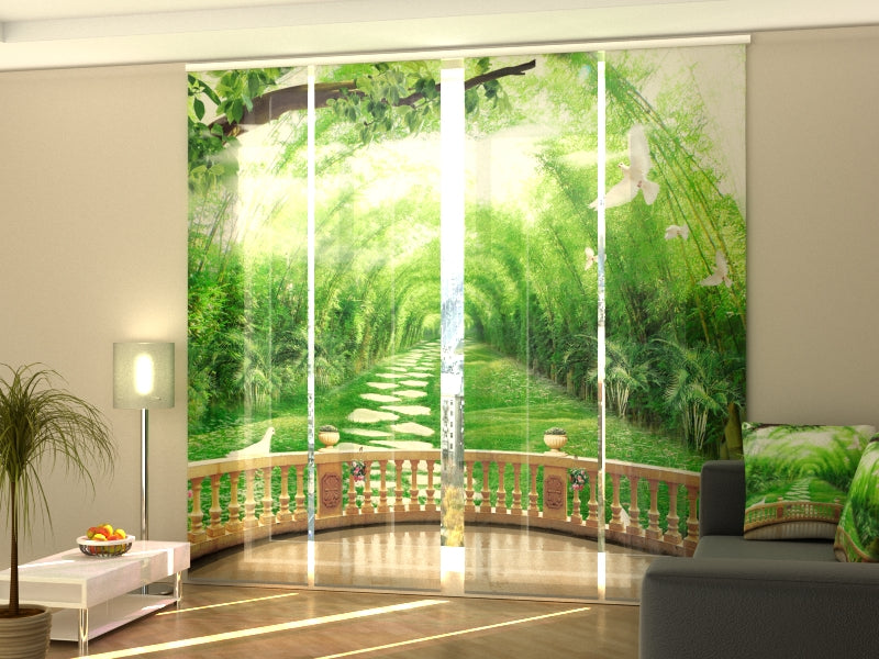 Set di 4 Tende a Pannello Magnifica Terrazza e Colombe Bianche acquistare Set di 4 Tende a Pannello Magnifica Terrazza e Colombe Bianche — Foto