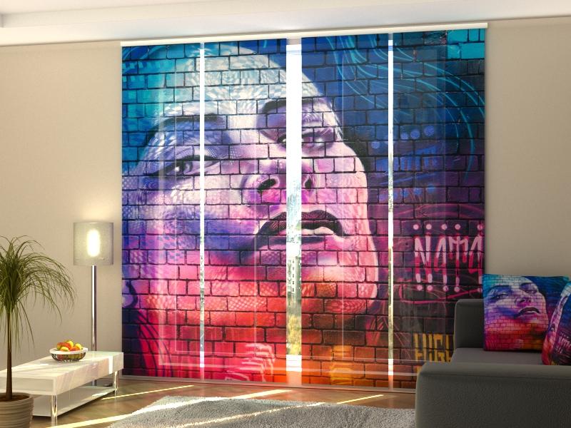 Set di 4 Tende a Pannello Graffiti nel West Midland, Regno Unito acquistare Set di 4 Tende a Pannello Graffiti nel West Midland, Regno Unito — Foto