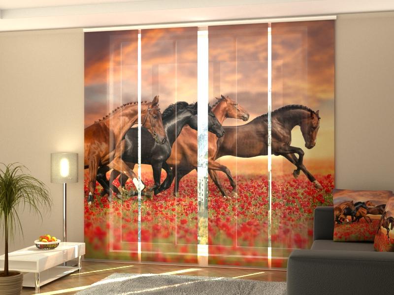 Set di 4 Tende a Pannello Cavalli nel Campo di Papaveri acquistare Set di 4 Tende a Pannello Cavalli nel Campo di Papaveri — Foto