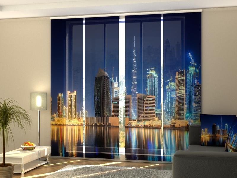 Set di 4 Tende a Pannello Veduta di Business Bay a Dubai acquistare Set di 4 Tende a Pannello Veduta di Business Bay a Dubai — Foto