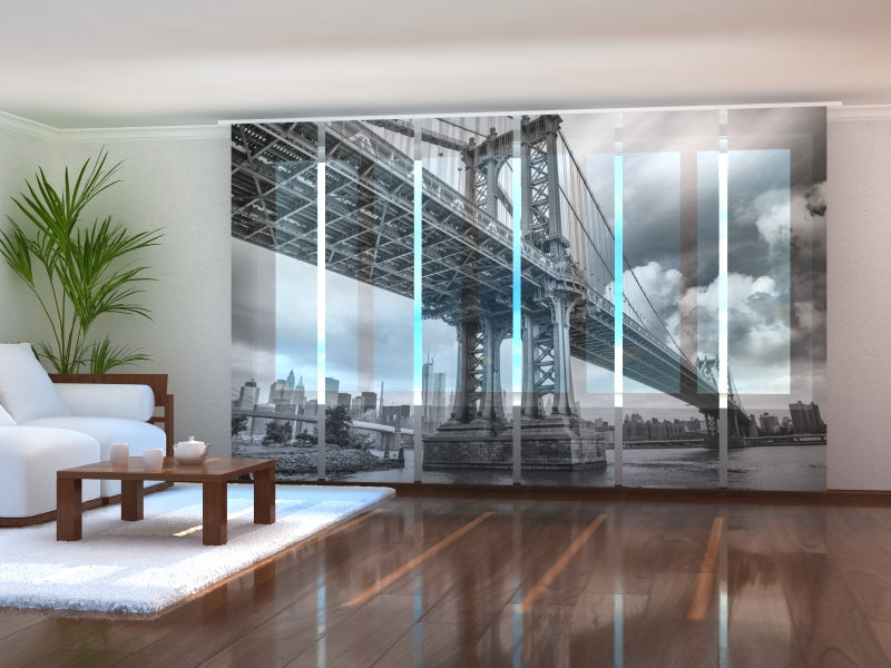 Set di 6 Tende a Pannello Ponte in Bianco e Nero acquistare Set di 6 Tende a Pannello Ponte in Bianco e Nero — Foto