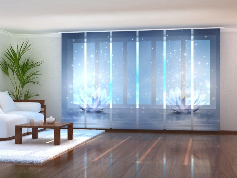 Set di 6 Tende a Pannello Ninfea Blu acquistare Set di 6 Tende a Pannello Ninfea Blu — Foto