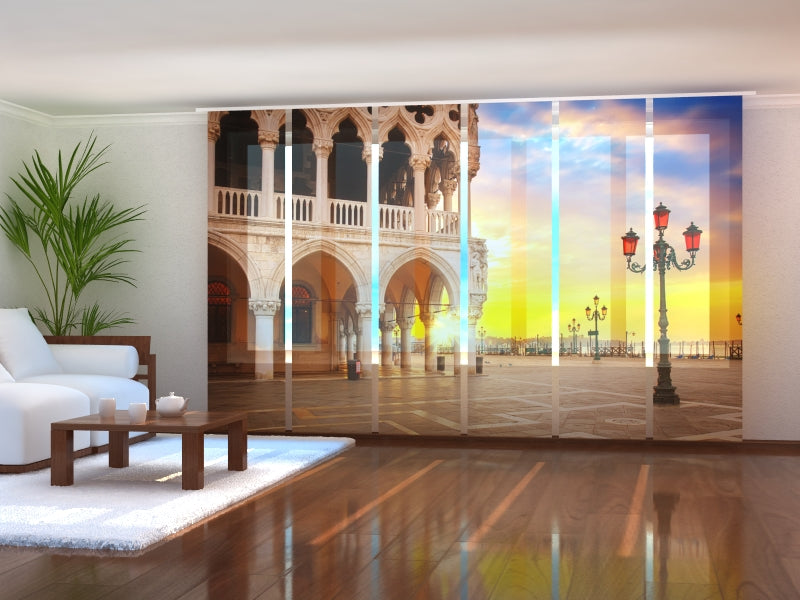 Set di 6 Tende a Pannello Serata a Venezia acquistare Set di 6 Tende a Pannello Serata a Venezia — Foto