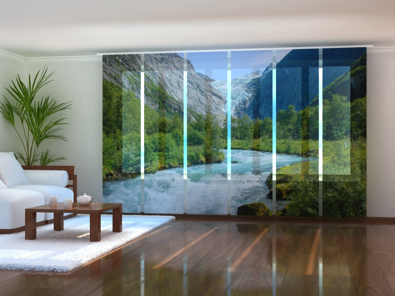 Set di 6 Tende a Pannello Acqua Ghiacciata dal Ghiacciaio Norvegese acquistare Set di 6 Tende a Pannello Acqua Ghiacciata dal Ghiacciaio Norvegese — Foto