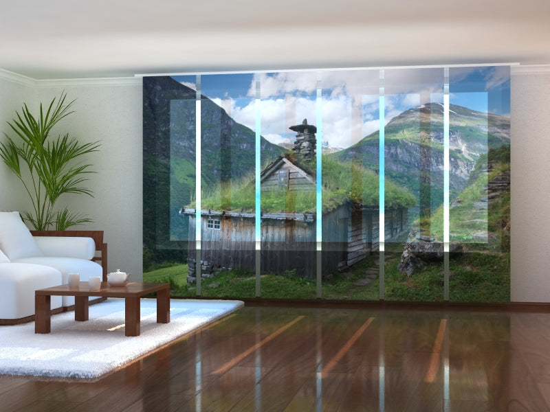 Set di 6 Tende a Pannello Casetta di Montagna in Fiordo Norvegese acquistare Set di 6 Tende a Pannello Casetta di Montagna in Fiordo Norvegese — Foto