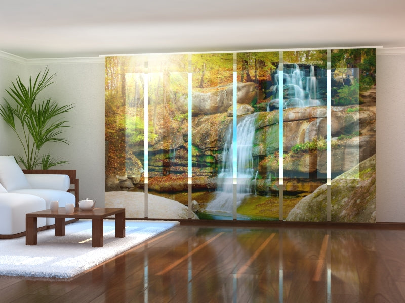 Set di 6 Tende a Pannello Cascata nella Foresta d'Autunno acquistare Set di 6 Tende a Pannello Cascata nella Foresta d'Autunno — Foto