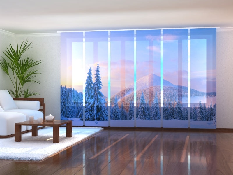 Set di 6 Tende a Pannello Inverno in Montagna acquistare Set di 6 Tende a Pannello Inverno in Montagna — Foto