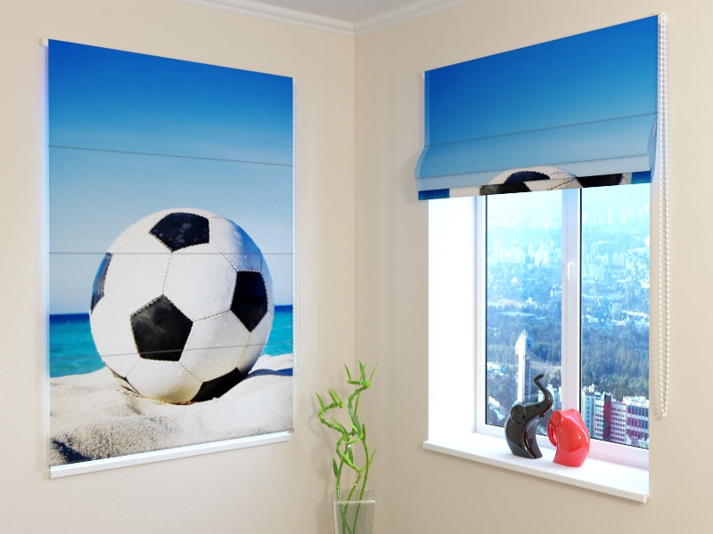 Tende a Pacchetto Pallone da Calcio sulla Spiaggia acquistare Tende a Pacchetto Pallone da Calcio sulla Spiaggia — Foto