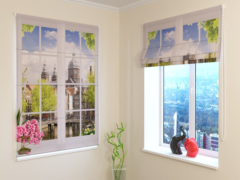 Tende a Pacchetto Finestra con Fiori acquistare Tende a Pacchetto Finestra con Fiori — Foto