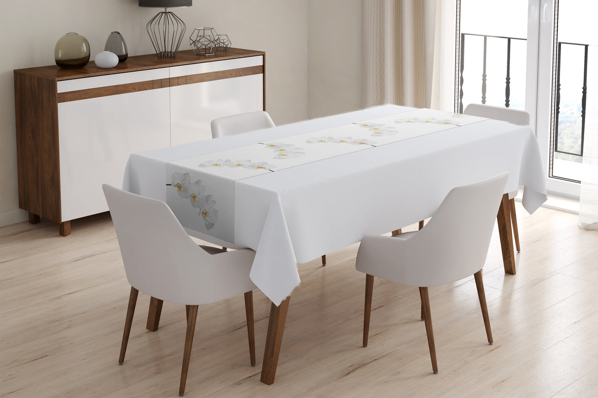 Tappeto Runner da Tavola Bellezza Bianca Come la Neve acquistare Tappeto Runner da Tavola Bellezza Bianca Come la Neve — Foto