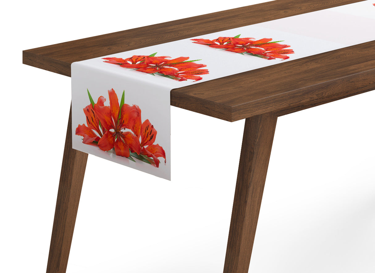 Tappeto Runner da Tavola Gigli Impetuosi acquistare Tappeto Runner da Tavola Gigli Impetuosi — Foto