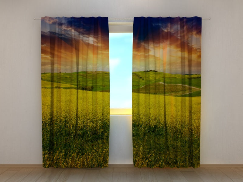 Foto Tende Campo Giallo acquistare Foto Tende Campo Giallo — Foto