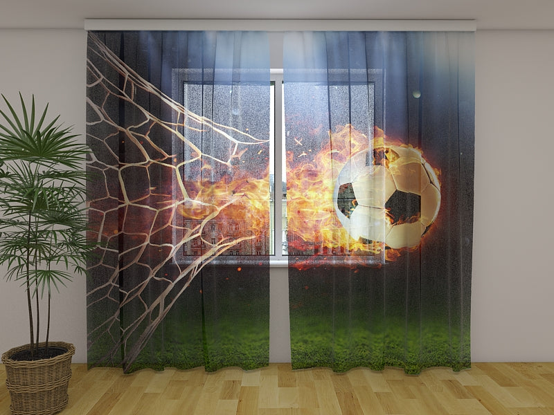 Foto Tende Pallone Da Calcio Ardente In Obiettivo
