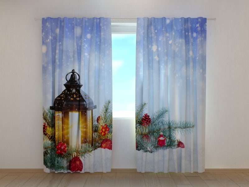Foto Tende Lanterna Magica di Natale sulla Neve — Foto